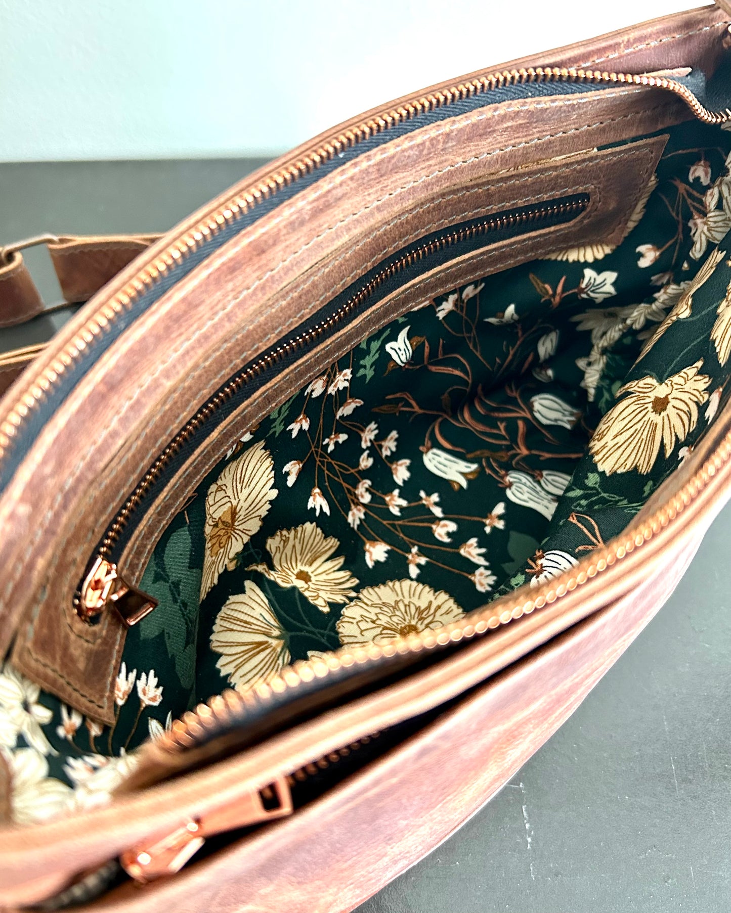 Cuoio Small Shoulderbag