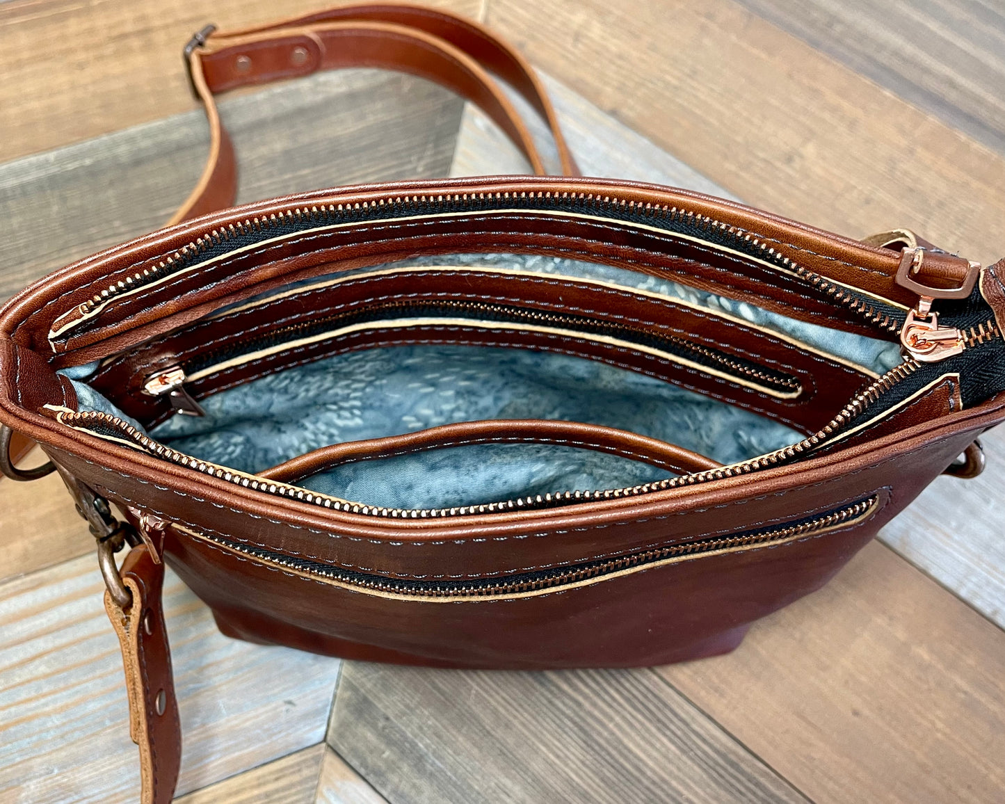 Woven Shoulder Bag Bourbon