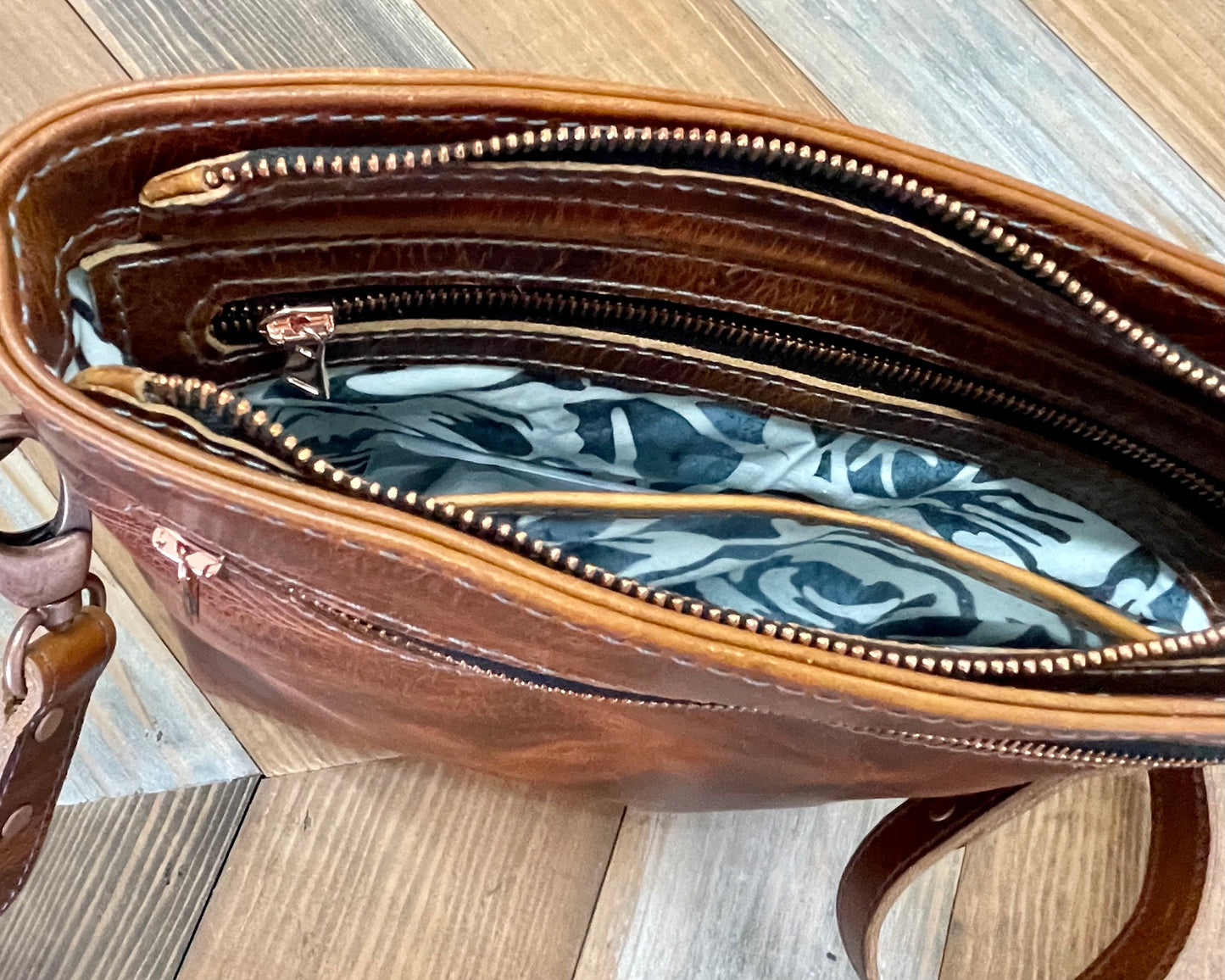 Woven Shoulder Bag cognac