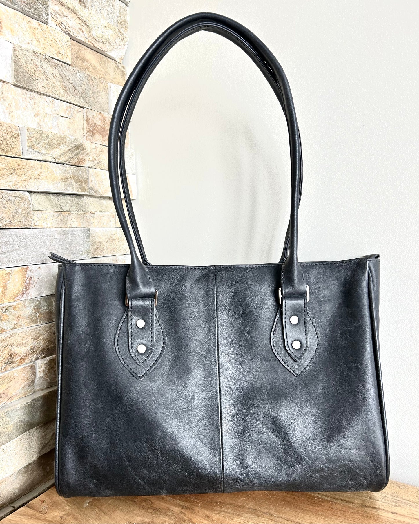 Nero handbag