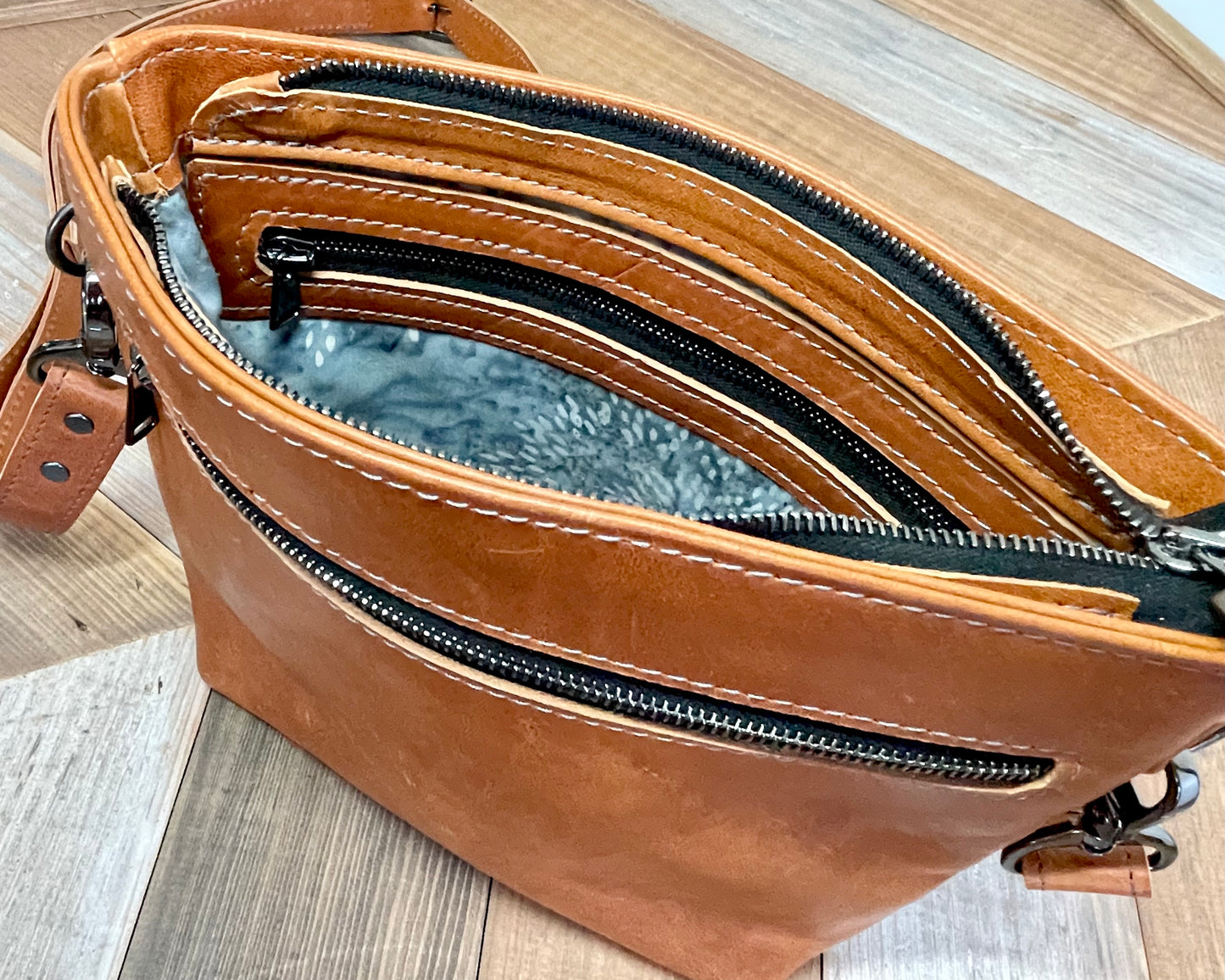Woven Shoulder English Tan