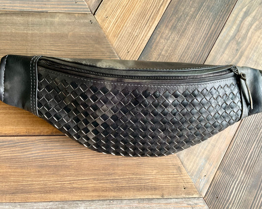 Hand Woven Cross Body Nero