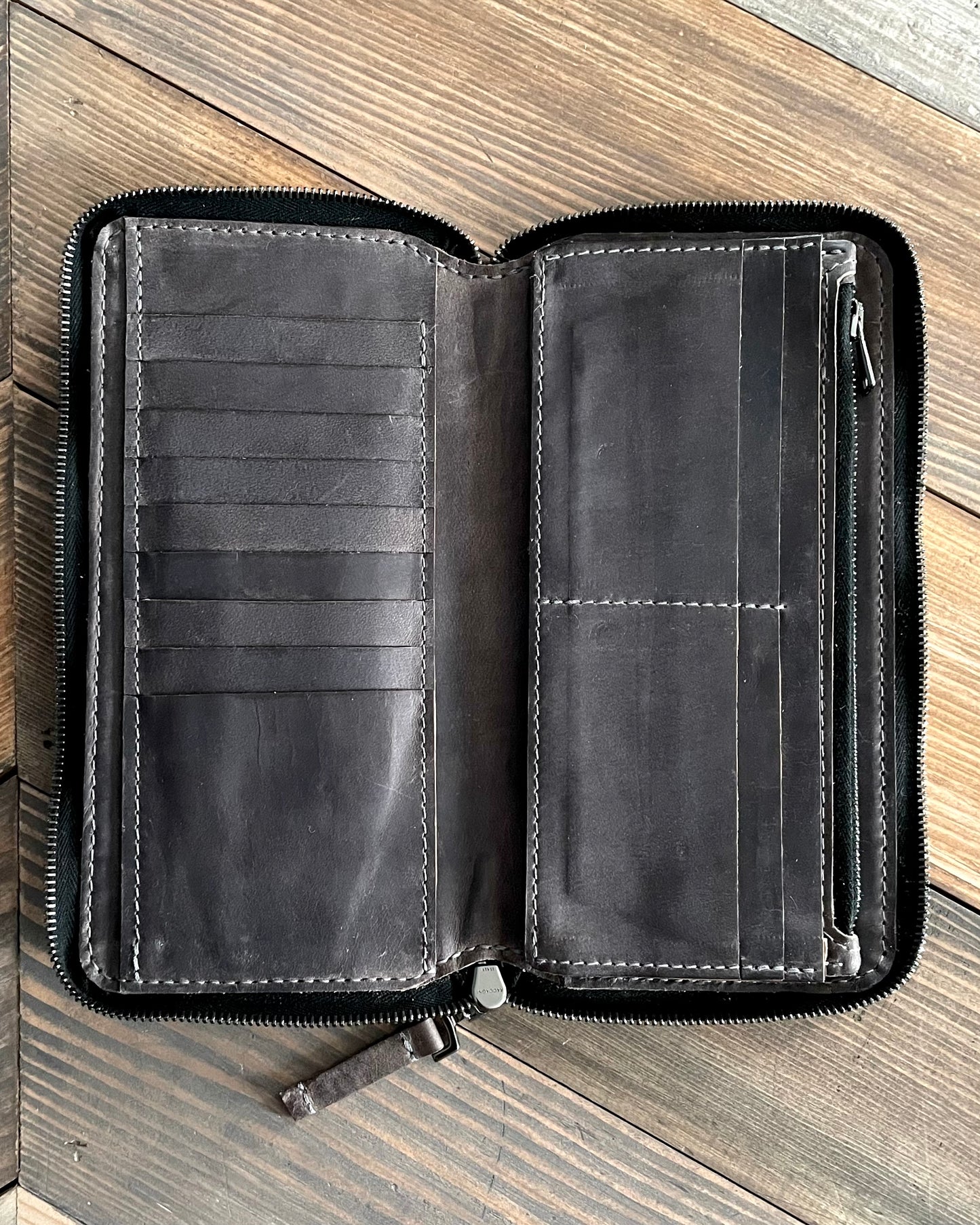 Zippered Wallet in Piombo