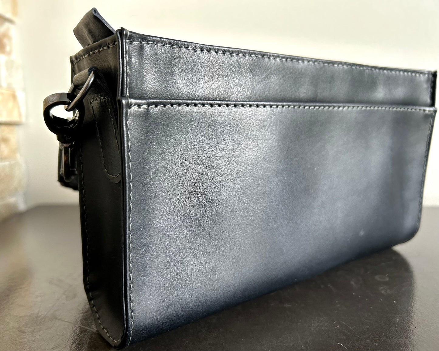 Nero Small Shoulder Bag