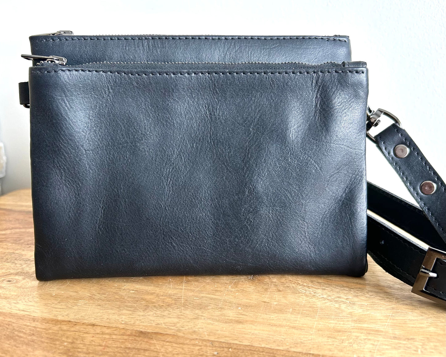 Nero Double Pocket Small Crossbody