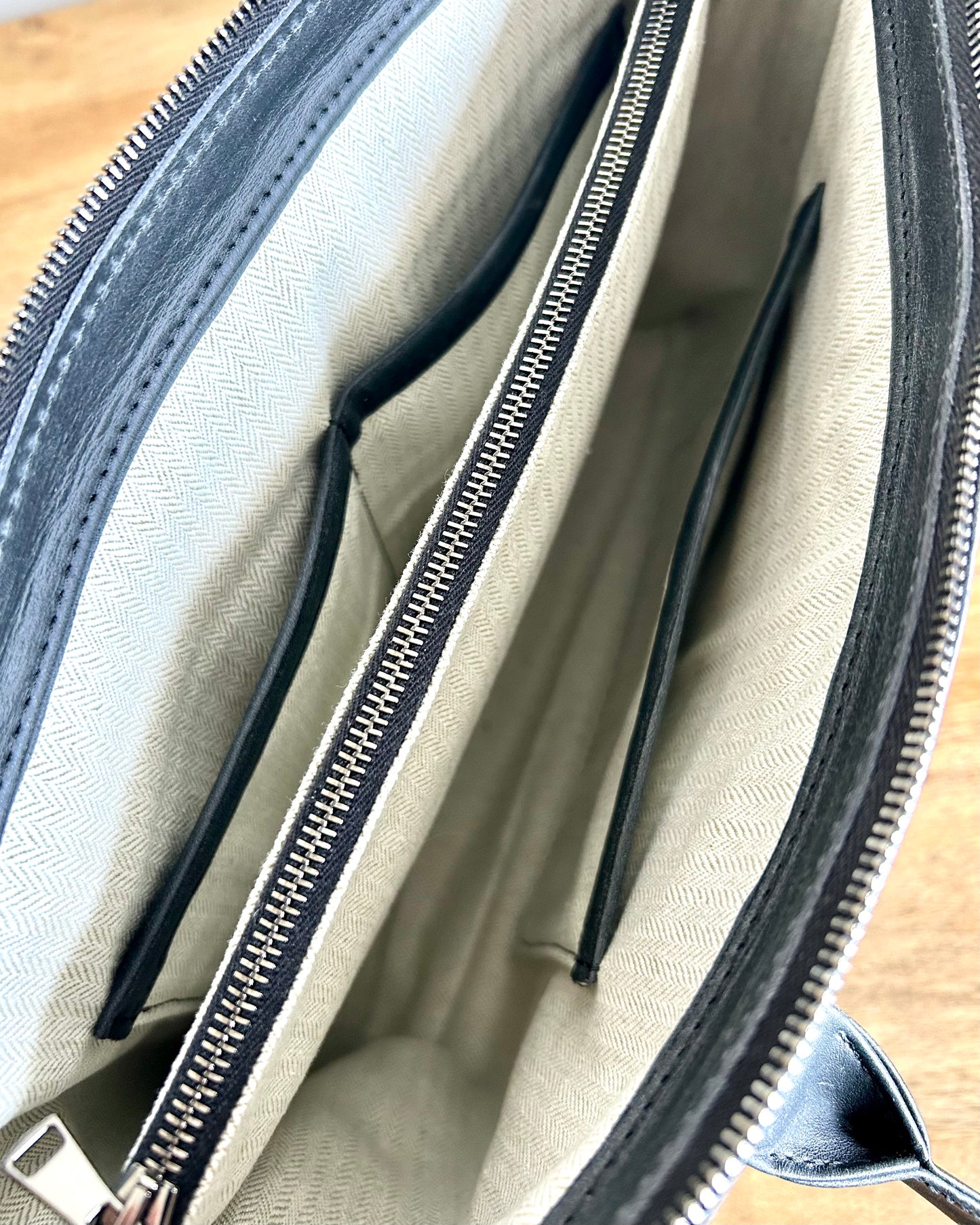 Nero handbag