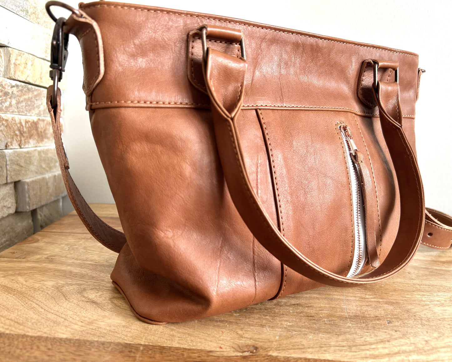 Cuoio midsize handbag