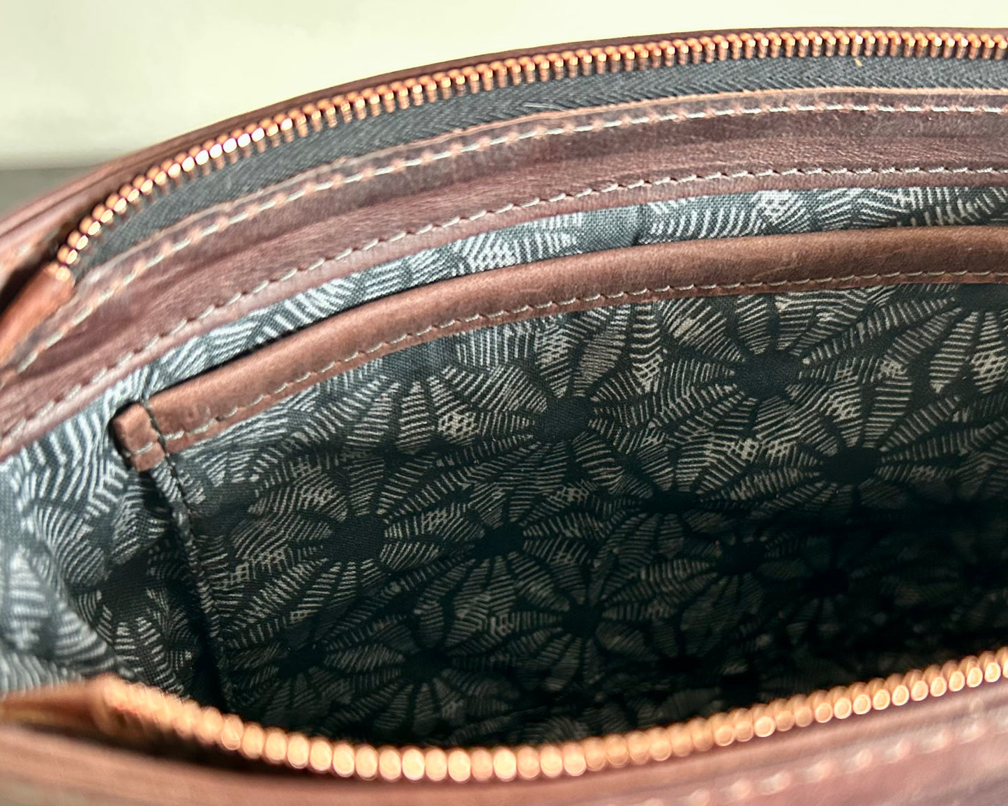 Brucciato Shoulder Bag