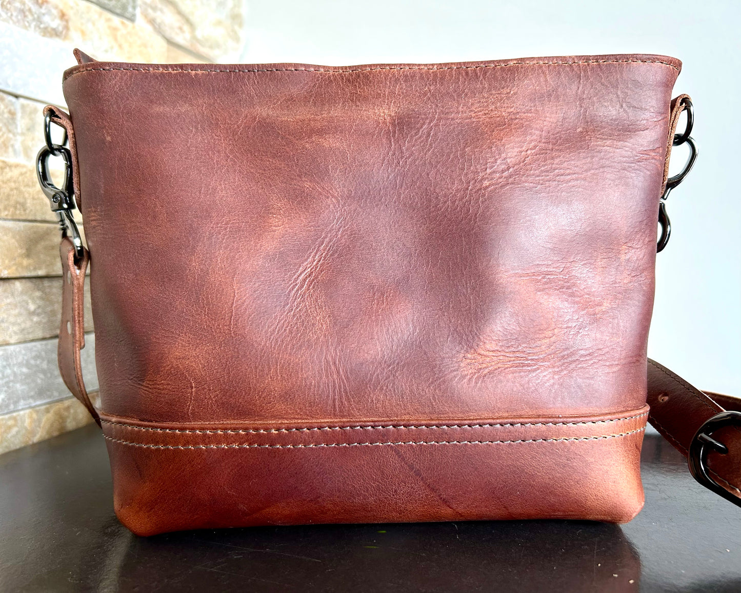 Cuoio Shoulder Bag