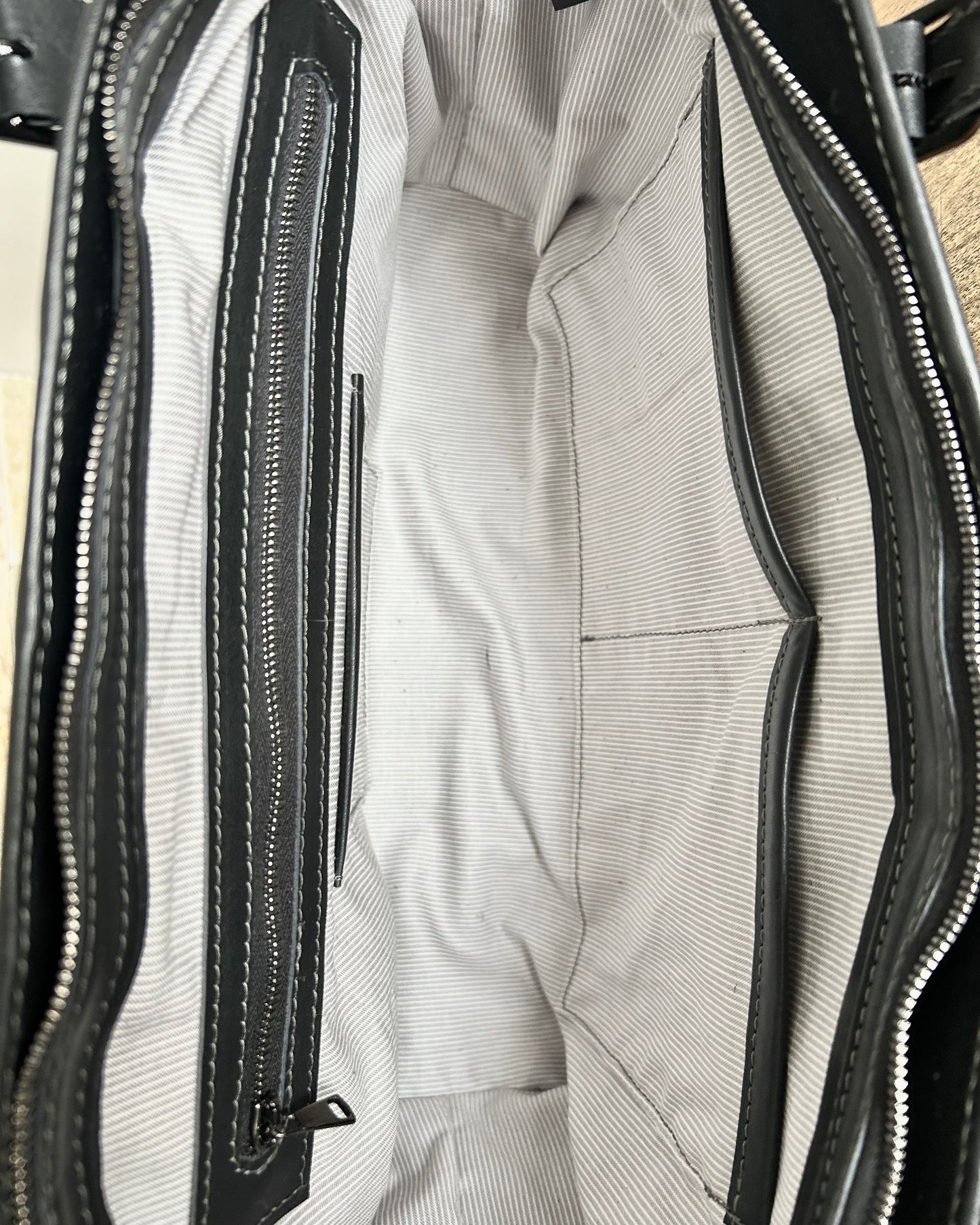 Nero Everything handbag