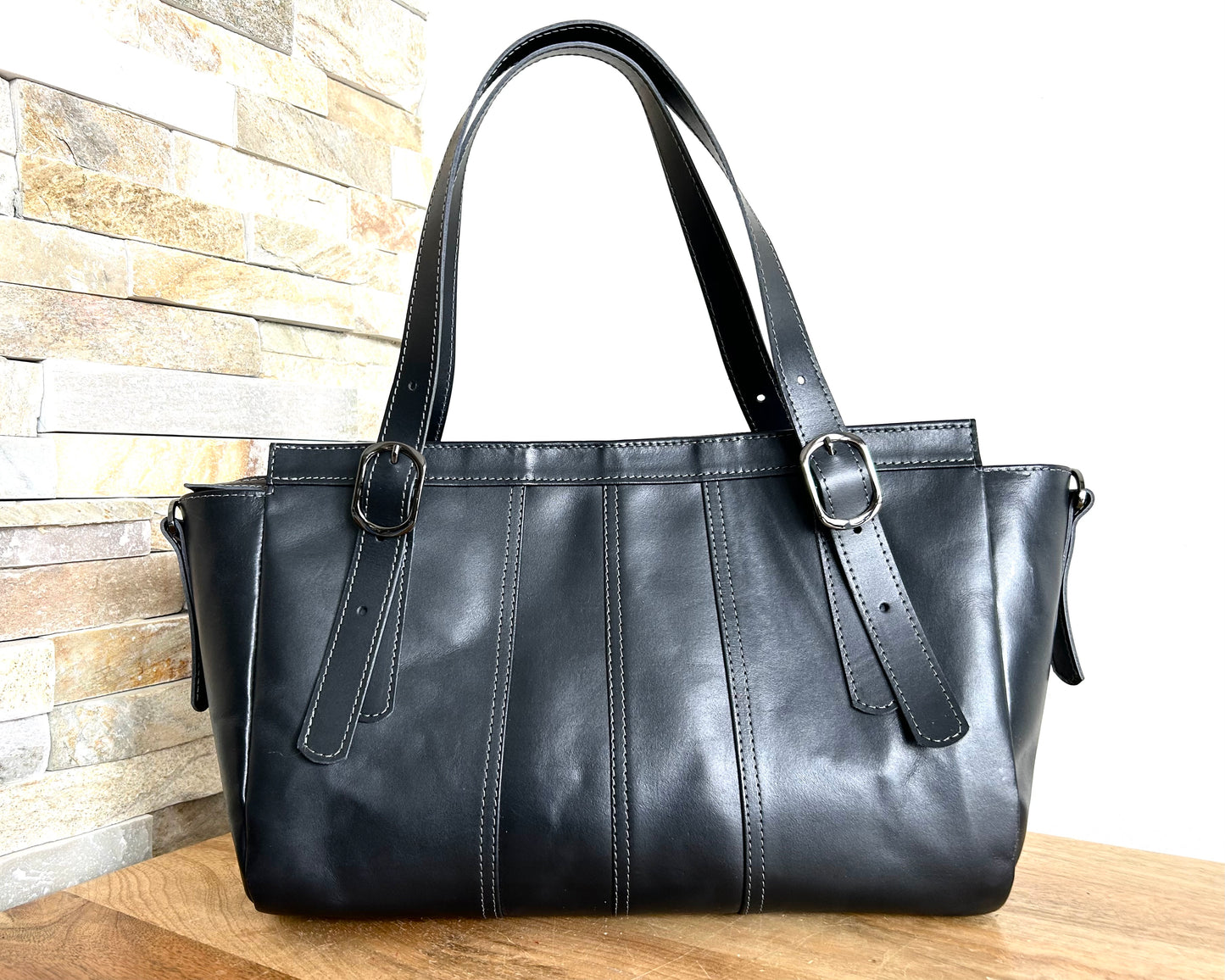 Nero Everything handbag