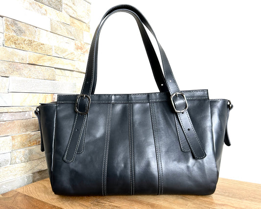 Nero Everything handbag