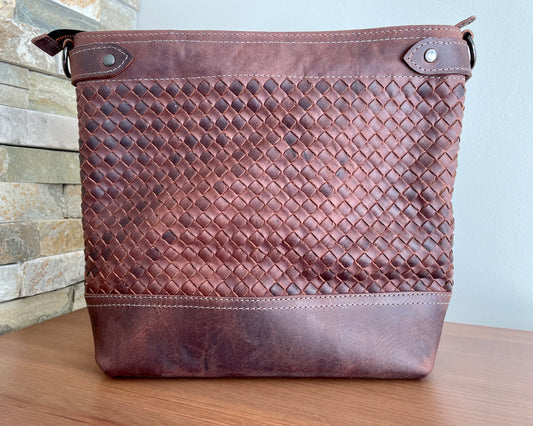 Woven handbag Brucciato